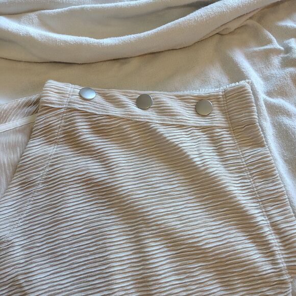 JONES New York Top Womens XL Beige Short Sleeve Blouse Ribbed Texture Stretch - Picture 3 of 8